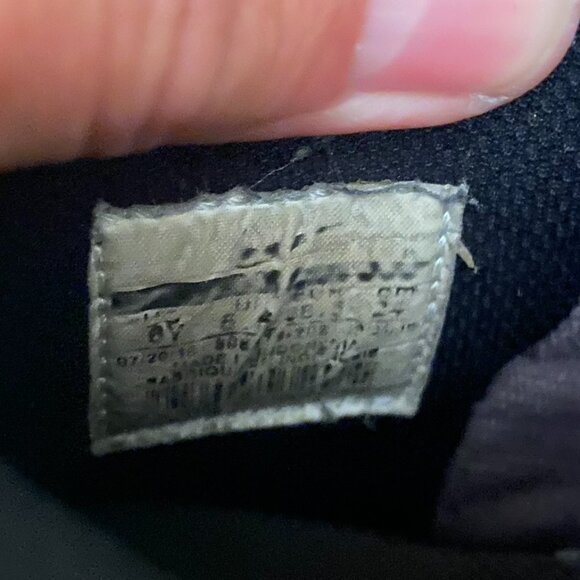 Nike Dunk High 'Dark Mushroom' - Size 6Y - Picture 8 of 9